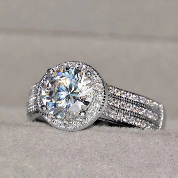 Women ring - Picture 3 of 6